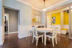 79 m2 bright and spacious renovated flat on Naphegy!