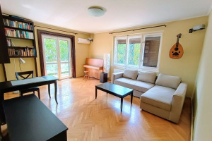 54 m2 flat in a garden house off Hűvösvölgyi út in 2nd District!