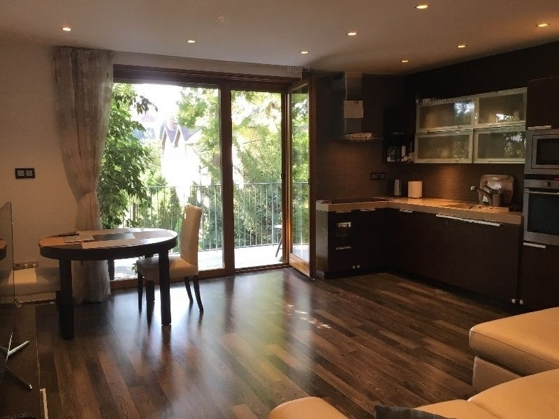 Luxury flat on 74 m2 in the Posh Pasarét area!