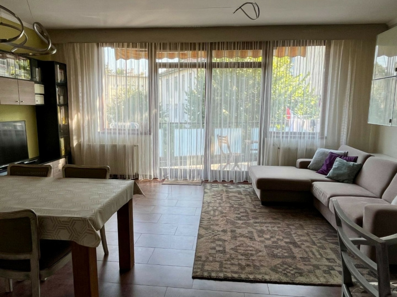 80 m2 flat with garden access and in fair condition, in Hűvösvölgy!