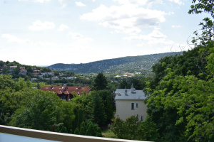 Enjoy this view from your own 15 m2 balcony of a 81 m2 flat in the Csatárka area of the 2nd district!