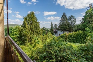 Very good price for a 59 m2 flat with a view and in good condition in the Buda Hills of the 2nd district!