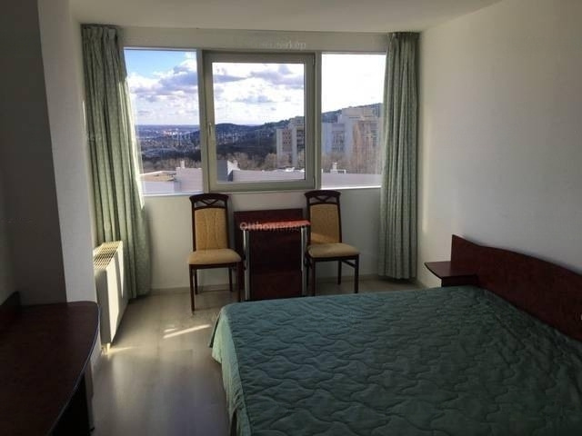 Very good price for a flat with magnificent panoramic view from a unique sky scraper building in the 2nd district!