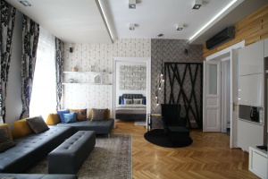 137 m2 modern designer flat near WestEnd Shopping Mall!