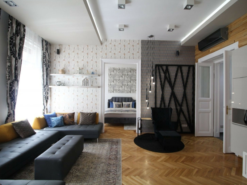 137 m2 modern designer flat near WestEnd Shopping Mall!