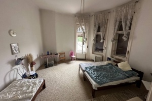 Renovation object on 74 m2 at frequented location by Déli Railway Station and Metro line 2!