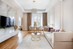 Luxury flat on 80 m2 next to the Parliament and with a view on Danube