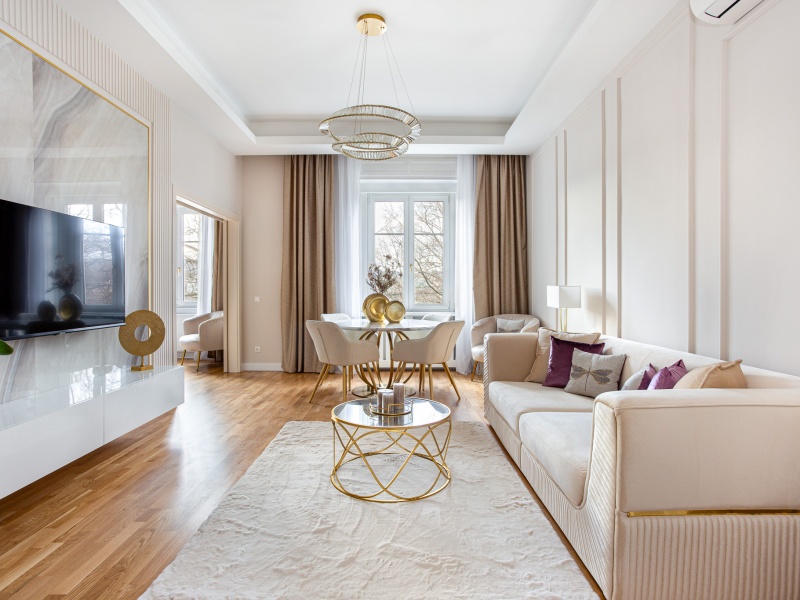 Luxury flat on 80 m2 next to the Parliament and with a view on Danube