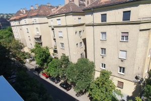 4th floor renovated and emptied flat on 60 m2 off Böszörményi út in the 12th district!