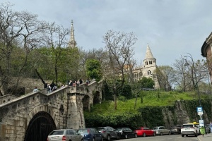 59 m2 flat with direct street entrance in very good condition just below Buda Castle walls at a fab price!